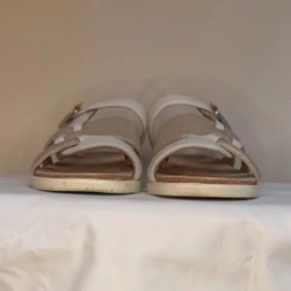Brioso Elegant Gold and Cream Women's Sandals 10